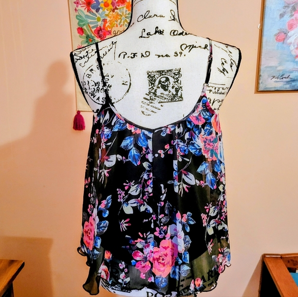 Express Boho Chic Floral Pleated Top, Chiffon, Romantic, XS, Flowy, EUC - Picture 7 of 13